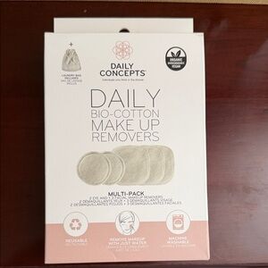 Daily Concepts Bio-Cotton Makeup Removers - Cream